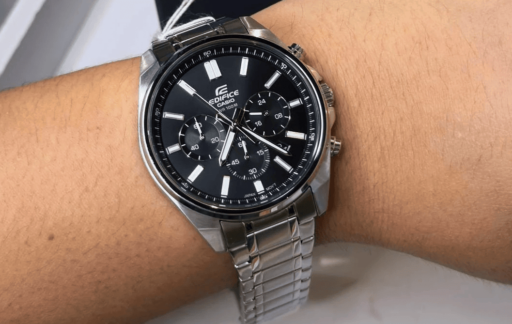 EFV-650D-1AVUDF Casio Edifice Black Dial Silver SS Chain Chronograph Analog Men's Watch. - Timecheck