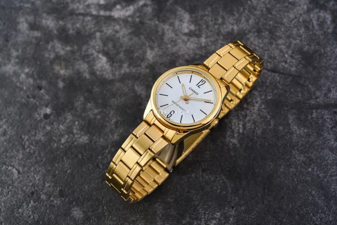LTP-V005G-7BUDF Casio White Dial Gold Chain Analog Quartz Women's Watch. - Timecheck