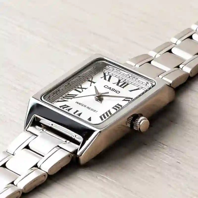 LTP-V007D-7BUDF Casio Silver Dial Silver Stainless Steel Chain Analog Quartz Women's Watch with box and bag - Timecheck