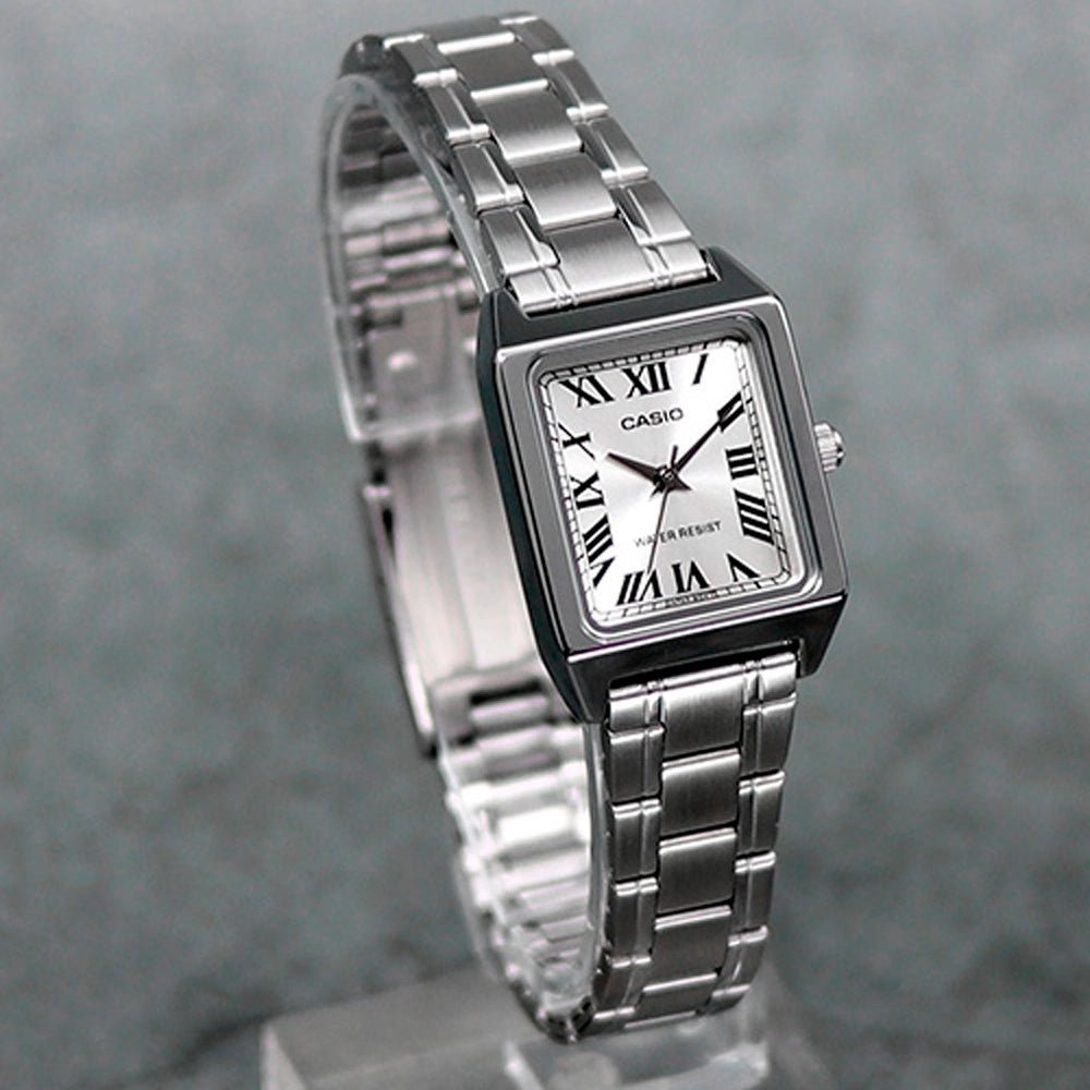 LTP-V007D-7BUDF Casio Silver Dial Silver Stainless Steel Chain Analog Quartz Women's Watch with box and bag - Timecheck