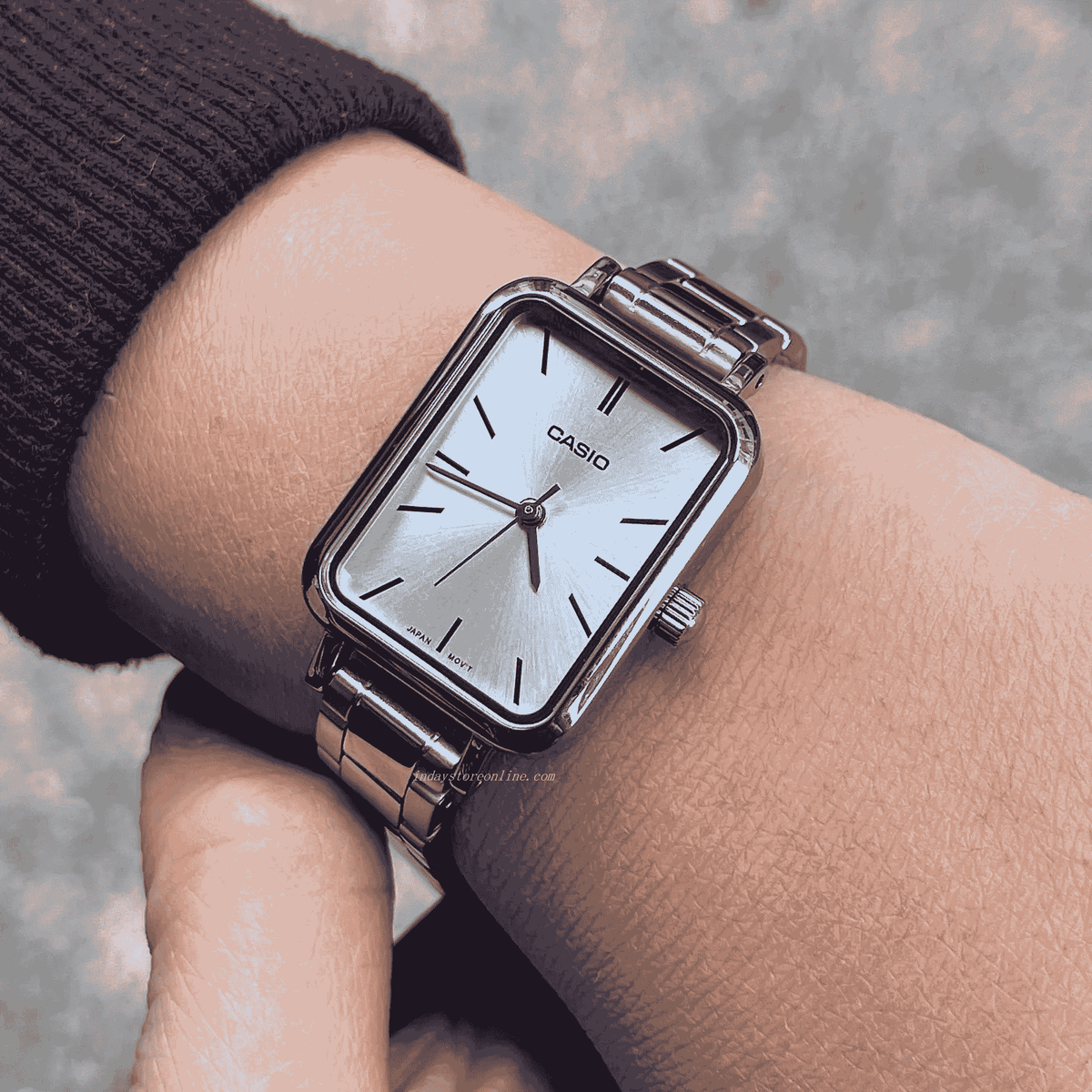LTP-V009D-2EUDF Casio Silver Dial Silver Stainless Steel Analog Quartz Women's Watch. - Timecheck
