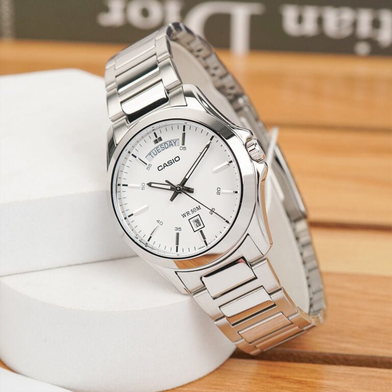 MTP-1370D-7A3VDF Casio White Dial Silver Stainless Steel Analog Quartz Men's Watch. - Timecheck