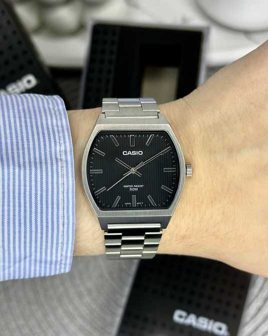 MTP-B140D-1AVDF Casio Black Dial Silver Stainless Steel Chain Analog Men's Watch. - Timecheck