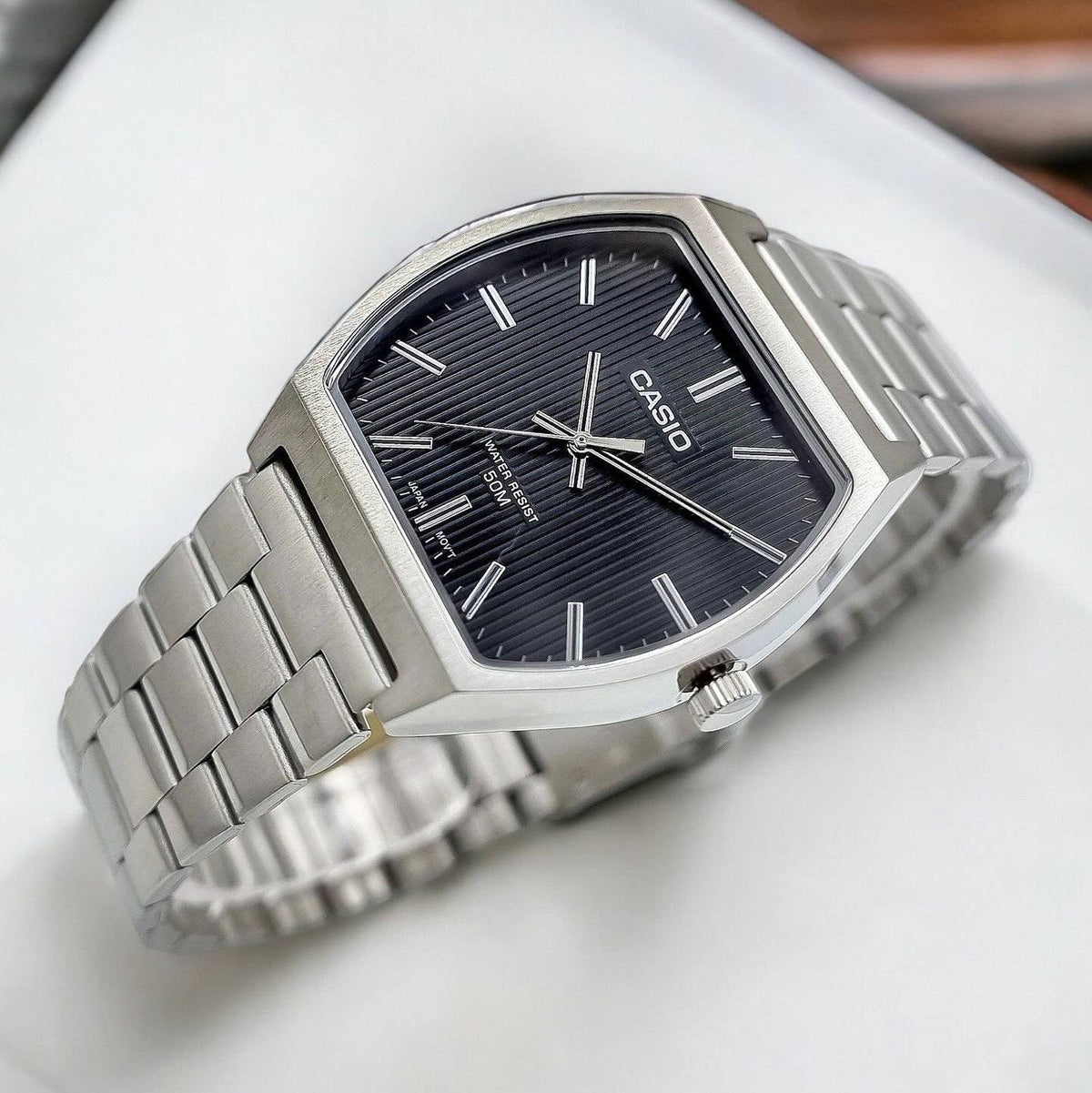 MTP-B140D-1AVDF Casio Black Dial Silver Stainless Steel Chain Analog Men's Watch. - Timecheck