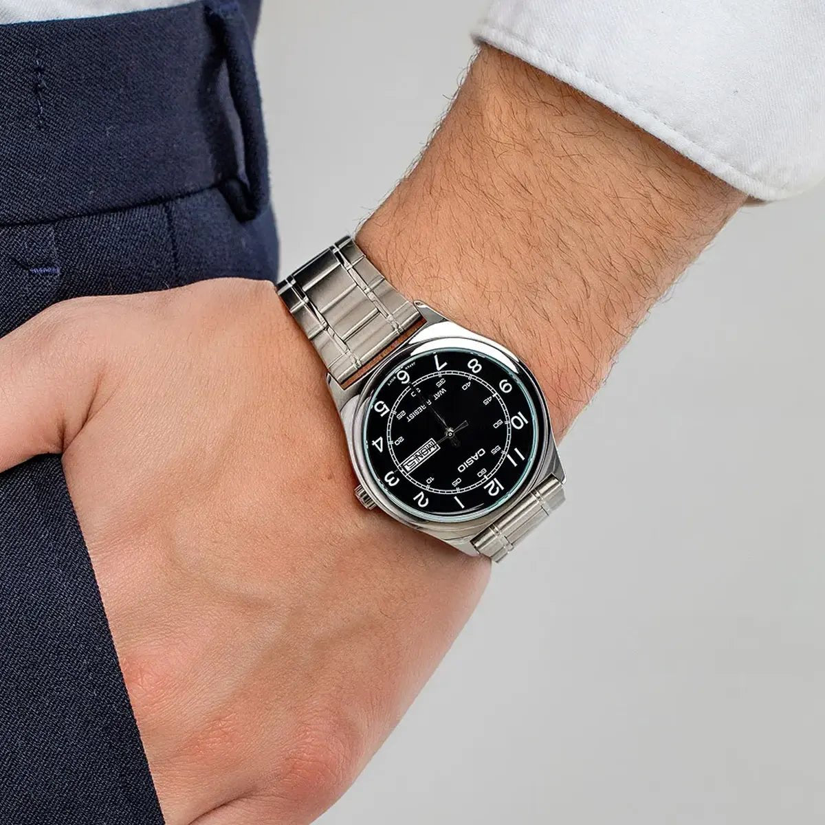 MTP-V006D-1BUDF Casio Black Dial Silver Case Stainless Steel Analog Quartz Men's Watch. - Timecheck
