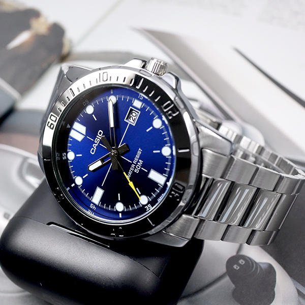 MTP-VD01D-2EVUDF Casio Analog Stainless Steel Strap Men's Quartz Watch. - Timecheck